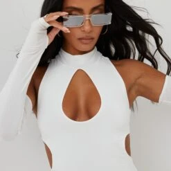 EGO Key Hole Cut Out Mini Bodycon Dress With Sleeves In White 9 EGO Key Hole Cut Out Mini Bodycon Dress With Sleeves In White -Sperrryego Store 09 03 22 ming8655