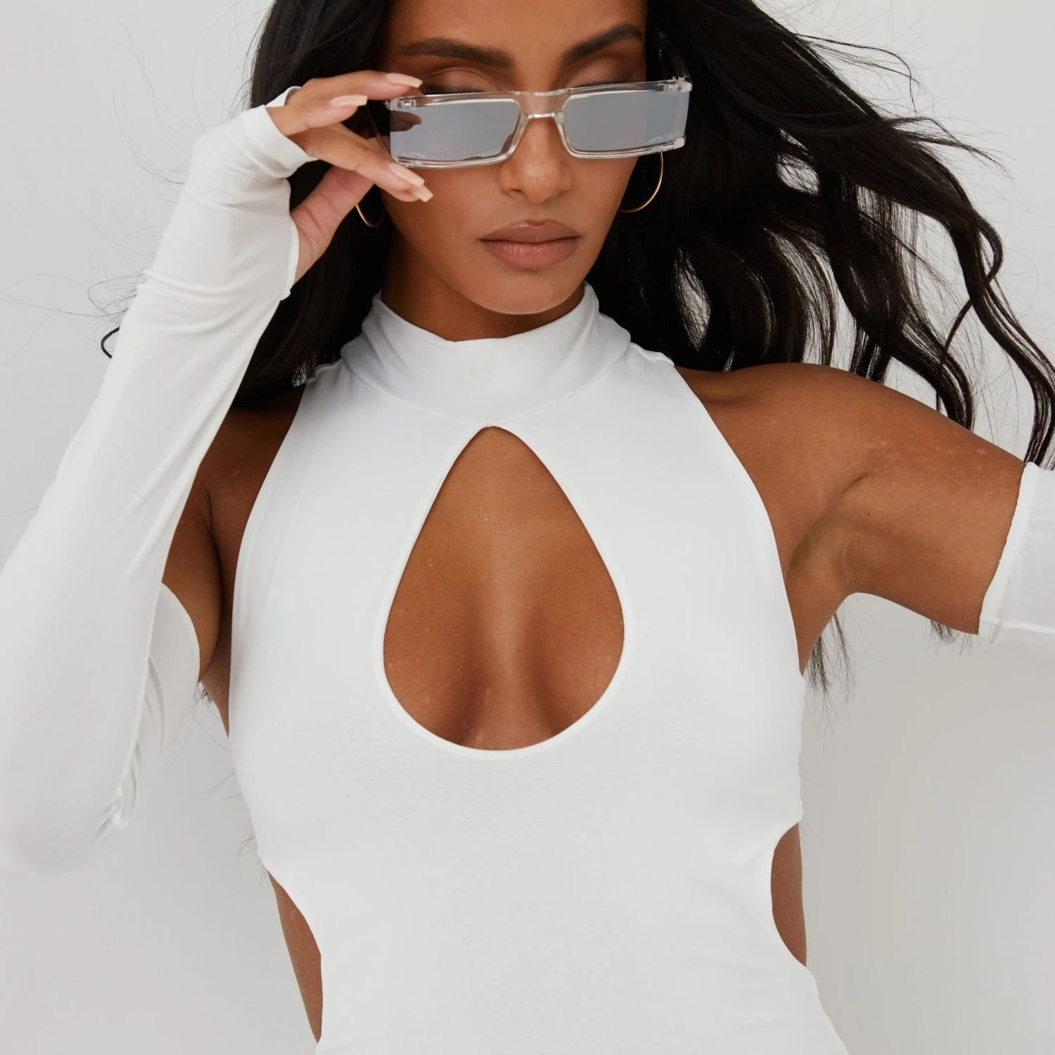 EGO Key Hole Cut Out Mini Bodycon Dress With Sleeves In White 5 EGO Key Hole Cut Out Mini Bodycon Dress With Sleeves In White - Image 3