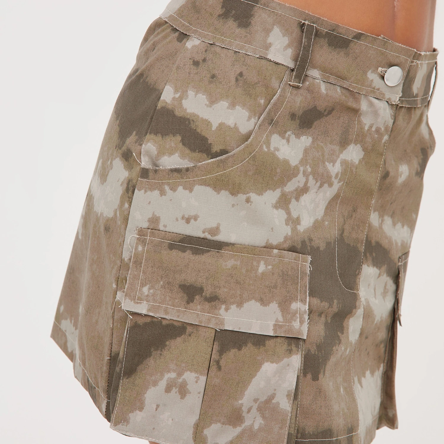 EGO High Waist Raw Hem Detail Mini Skirt In Khaki Camo 4 EGO High Waist Raw Hem Detail Mini Skirt In Khaki Camo - Image 3