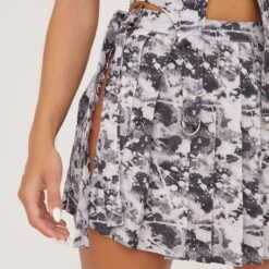 EGO High Waist Side Split Detail Pleated Mini Skirt In Grey Camo -Sperrryego Store 13 06 em117353 s