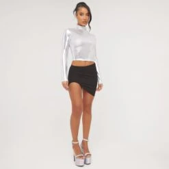 EGO Long Sleeve High Neck Crop Top In Silver Metallic 9 EGO Long Sleeve High Neck Crop Top In Silver Metallic -Sperrryego Store 14 03 23 ming67450 s