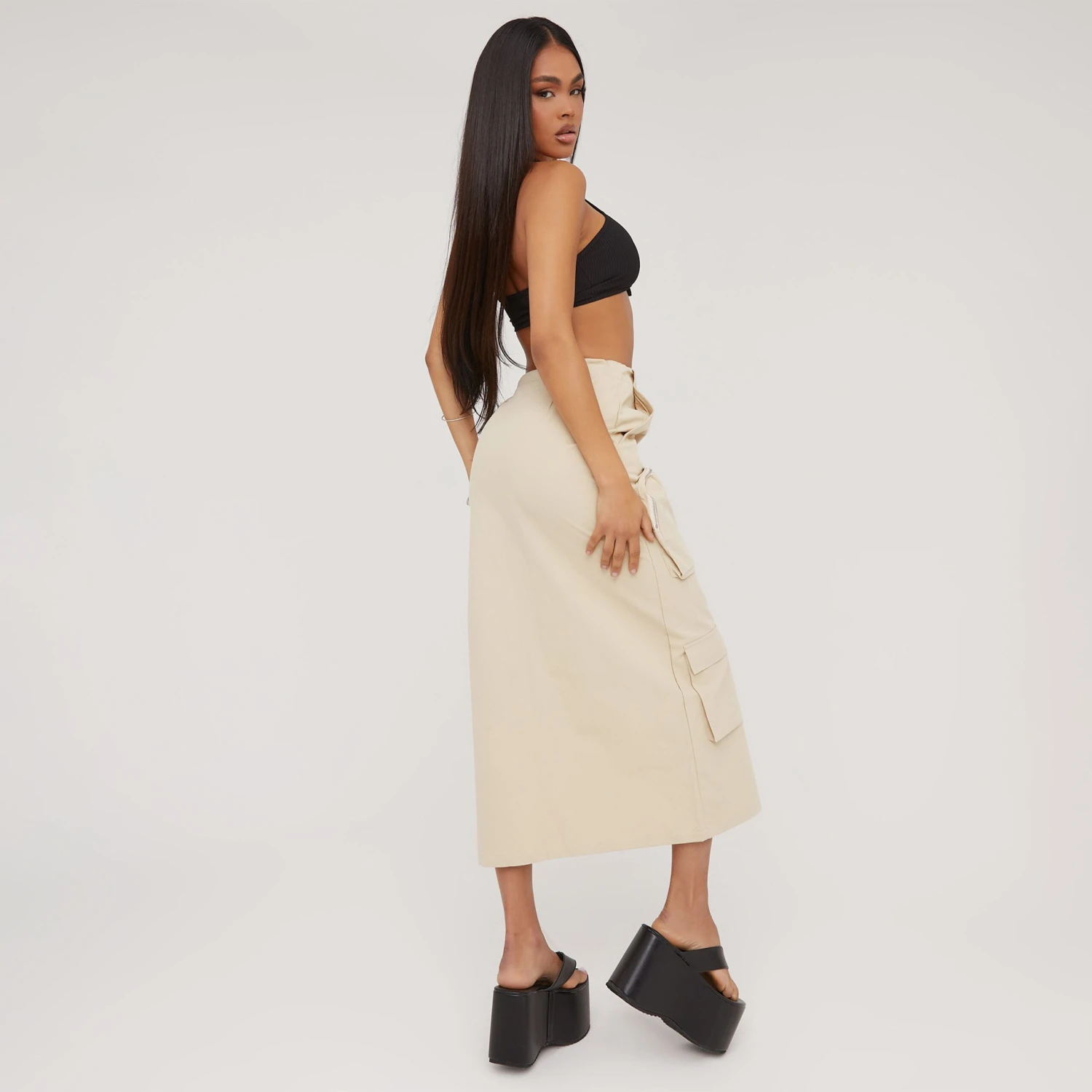 EGO High Waist Zip Split Front Pocket Detail Cargo Maxi Skirt In Stone 5 EGO High Waist Zip Split Front Pocket Detail Cargo Maxi Skirt In Stone - Image 3