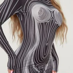 EGO Long Sleeve Contrast Body Print Mini Bodycon Dress In Black -Sperrryego Store 21 03 23 em70794 s